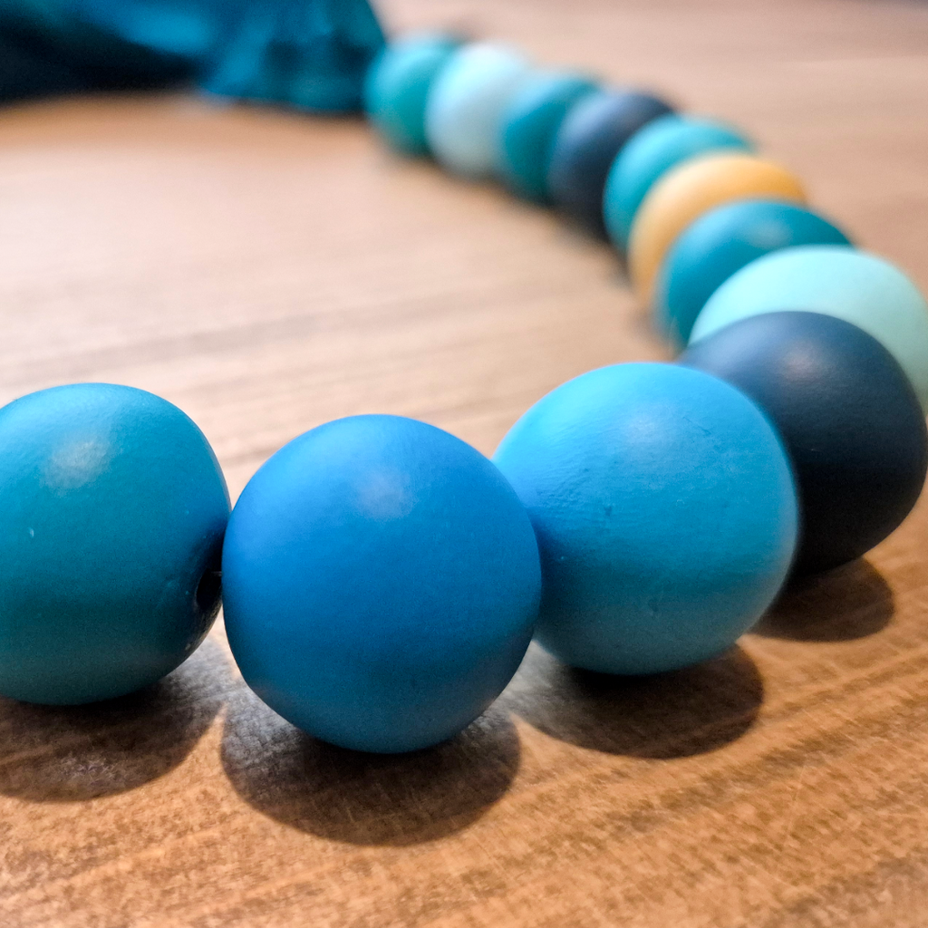 Just Beachy: Handmade Necklace 2/2