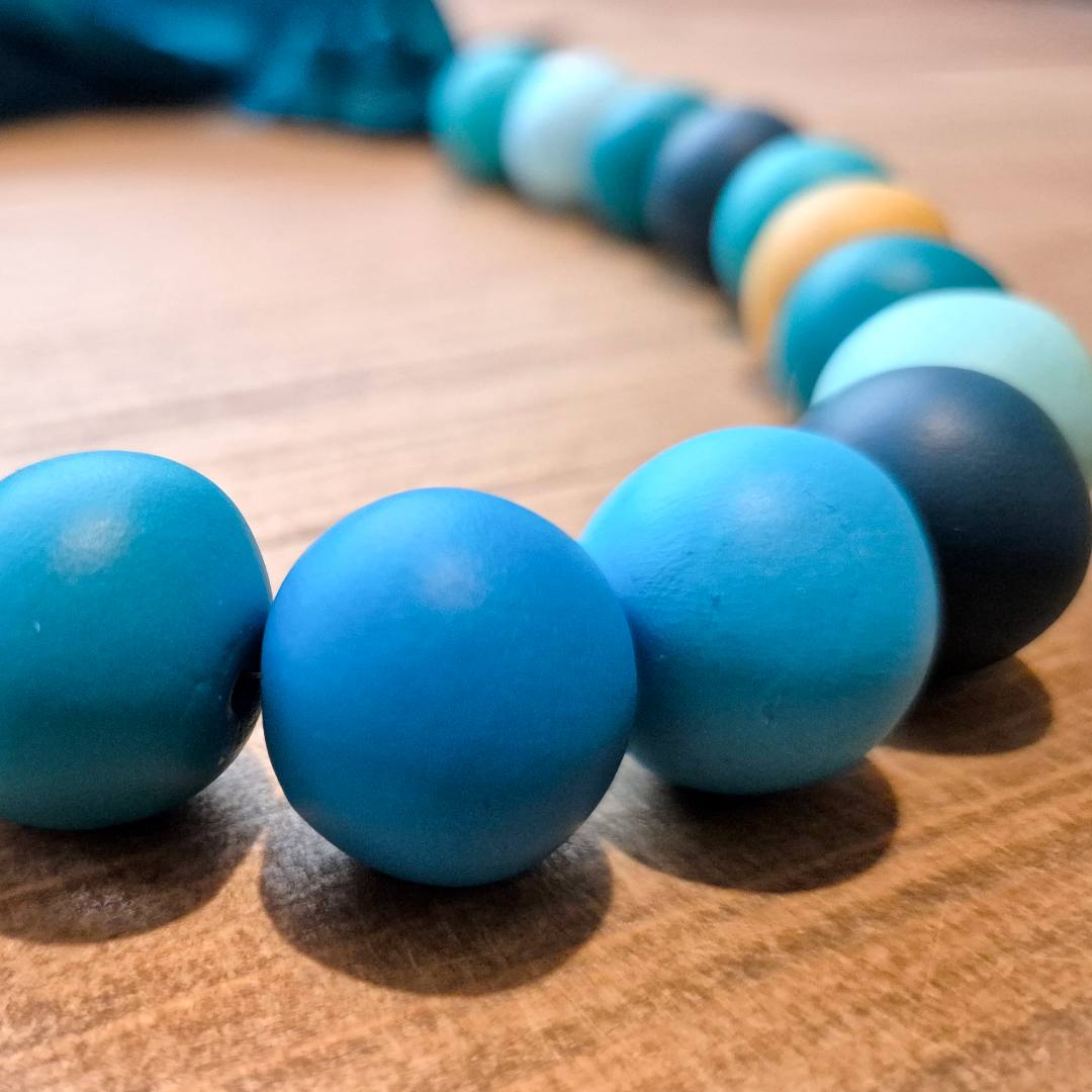 Just Beachy: Handmade Necklace 2/2