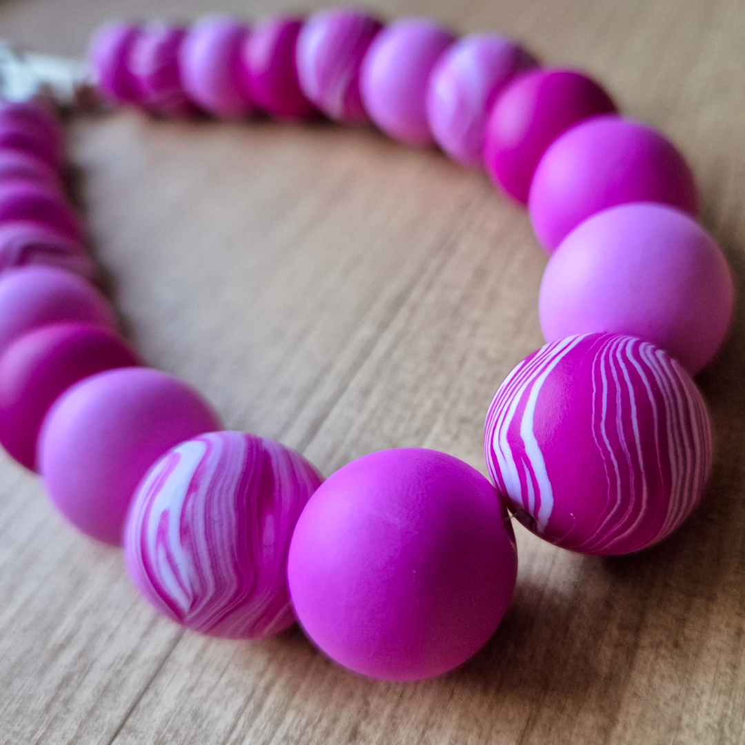 Pink Lady: Handmade Necklace 1/2