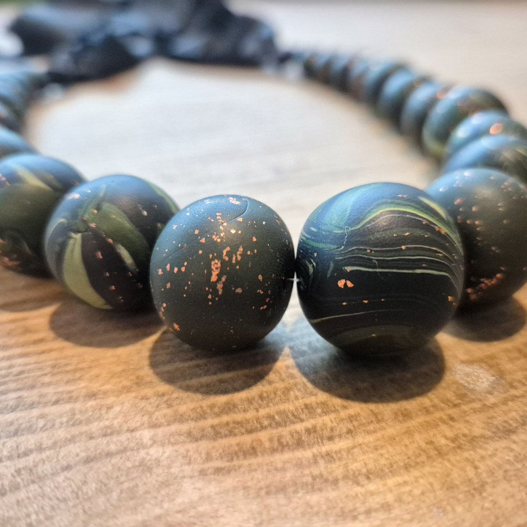 All That Glitters In The Jungle: Handmade Necklace 1/1