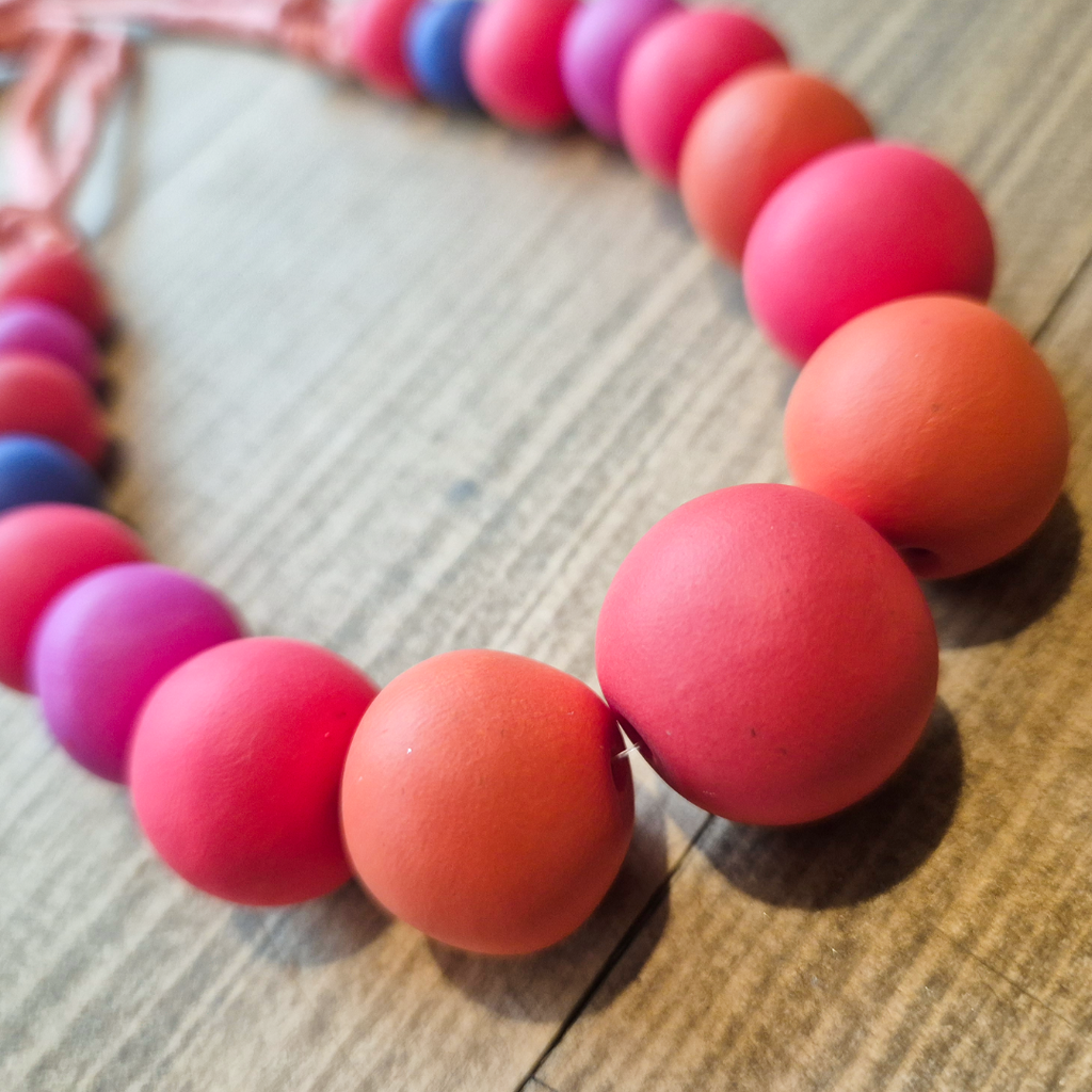 Summer Vibe: Handmade Necklace 1/2